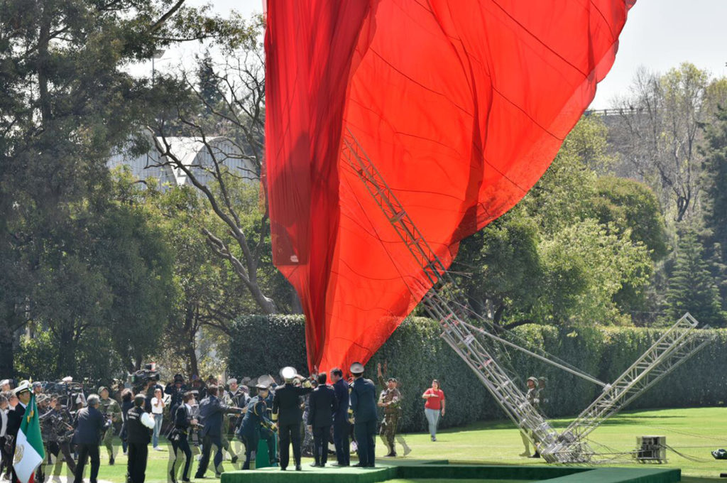 El accidente con la bandera en Campo Marte. Foto: Proceso