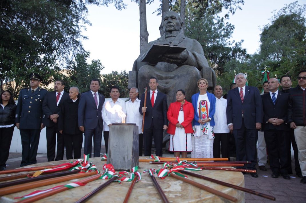 conmemoración al Benemérito de las Américas  